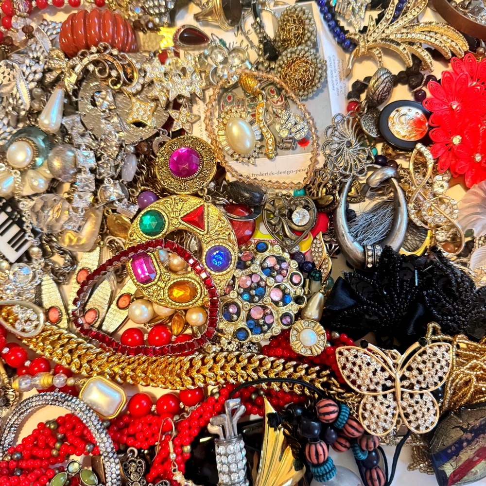 VTG To Now Rhinestone Colorful Junk Costume Jewelry Lot Craft Arts As Is 3lbs
